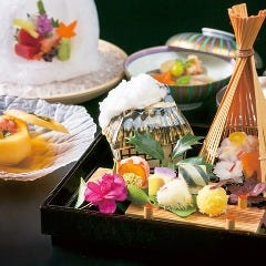 日本料理 「中津川」