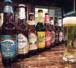 世界のビールがなんと50種類！
ｵﾘｼﾞﾅﾙ競走馬カクテルも沢山！