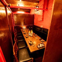 少人数から大人数の貸切まで様々なシーンに対応いたします。
