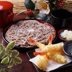 鶏ちゃんの海老天そば