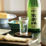 伝統的な日本料理“鰻”にはやはり日本の酒がよく合います