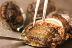 〈ランチ/ディナー〉特選A-5黒毛和牛と北海道産 天然活黒あわび（7月1日〜8月31日）