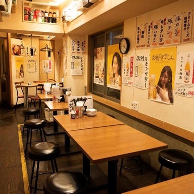 肉酒場 とろっと 西新宿店  店内の画像