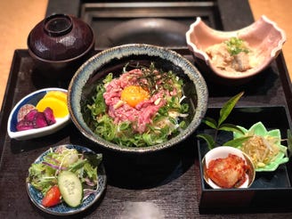 炭火焼肉 なのはな ランチメニュー ぐるなび