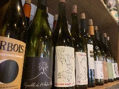 フランス料理と自然派ワインのマリアージュをお楽しみください。