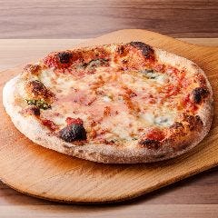 ピッツァ　マルゲリータ　1000円