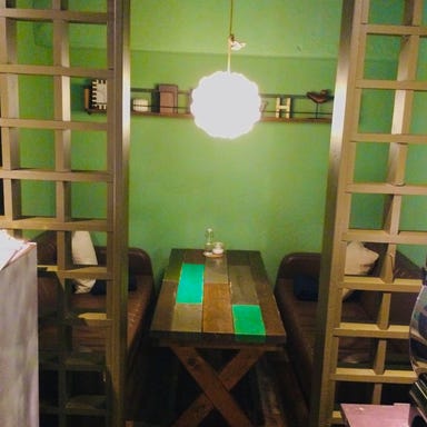 cafe bar WIRED 塚口店 店内の画像