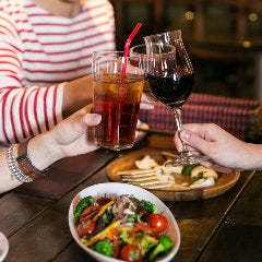 プレミアム飲み放題では ワインなども楽しめます♪