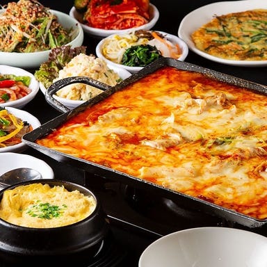 釜山亭 南福岡店_【2時間食べ飲み放題】たっぷりチーズと鶏もも肉・野菜を甘辛い秘伝タレで『チーズタッカルビコース』