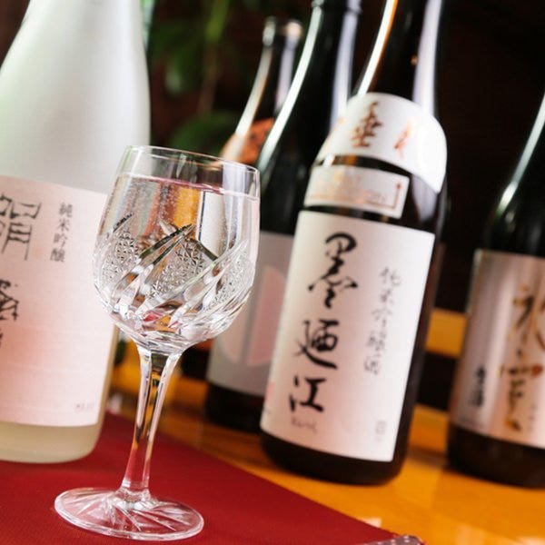 おつまみに合う日本酒も多数揃えております。