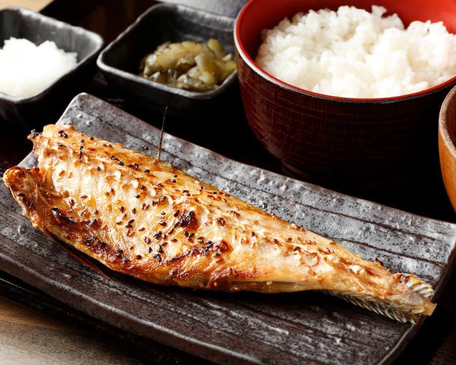 食堂 しん ぱち