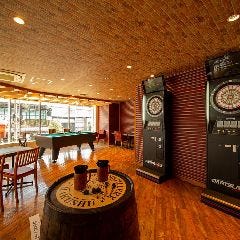 お酒を飲みながらビリヤードやダーツもお楽しみ頂けます！