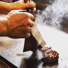 鉄板焼きがオススメです!