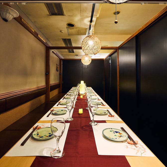 和モダン個室 肉寿司とクラフトビール 居酒屋star 麹町本店 半蔵門 麹町 居酒屋 ぐるなび