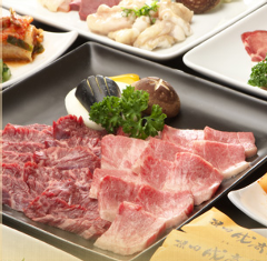 焼肉 成高園 三島店