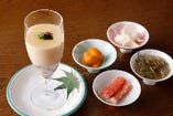 串の合間にご提供する日本料理にもこだわっております。