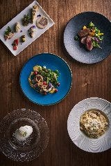 新鮮な旬の食材、イタリアの郷土料理。