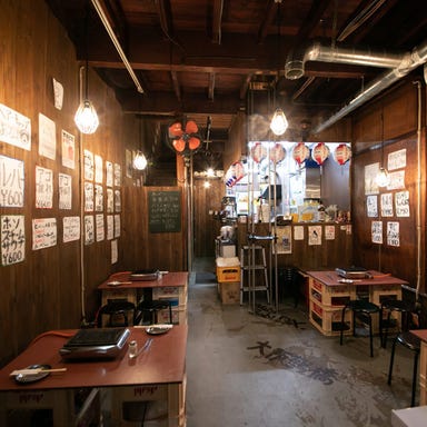 月島 焼肉ホルモン Wabi Sabi DX． 大阪鶴橋 店内の画像