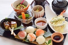 旬の彩り手まり寿司御膳