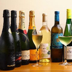 イタリアワインを中心に約50種類をラインナップ