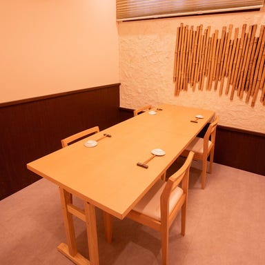 寿司 みなつき_テーブル席