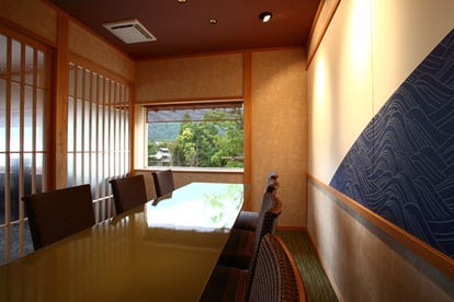 ゆったり個室 嵐山で食事 ディナー 人気の完全個室 ソファー席など ぐるなび ゆったり個室 嵐山で食事 ディナー 人気の完全個室 ソファー席など ぐるなび