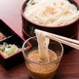 秋田名産 稲庭うどん（特製ごまだれ仕立て）