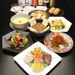 チャイナダイニング 飛天_《忘年会・新年会》平城コース お料理全8品　4,400円　飲み放題付　5,900円（税込）