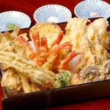 揚げたて天ぷらと自慢の料理！