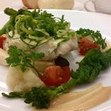 ＜週替わりランチ＞白身魚のコンフィ～彩り野菜とバーニャカウダソース 葱風味～
