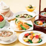 【旬彩コース】フカヒレスープ・色々な海鮮と壷料理・デザートが選べるお得なお昼のコースです