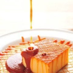焦がしキャラメルの濃厚チーズケーキとガトーショコラが人気