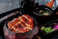 鰻のまるよし 谷四店
