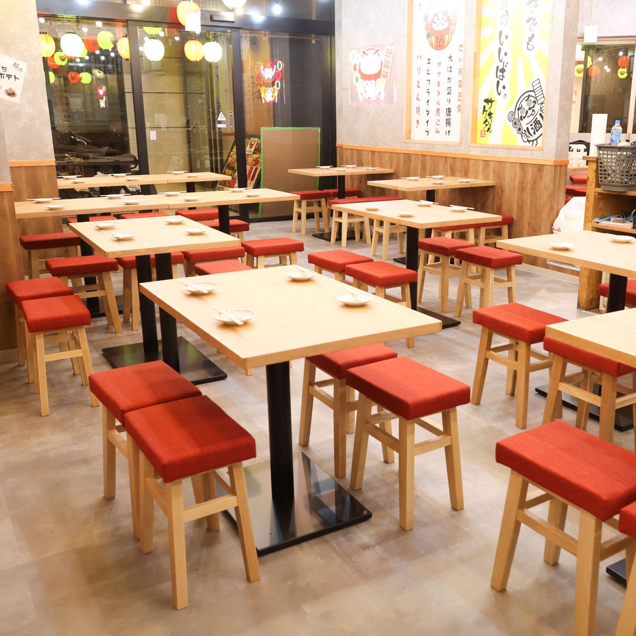 野菜巻き串と焼き鳥と餃子 串とメシにはサケキタル 広島駅前店（広島市