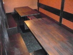 団体様はゆっくりとおくつろぎ頂ける半個室をご利用下さい。