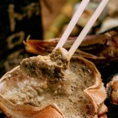 【名物】カニ味噌の甲羅焼き