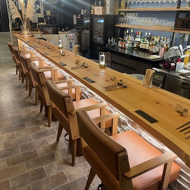 wine bar A bientot(アビアント)_カウンター席(1名様×6席)