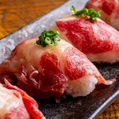 国産牛リブロース炙り　肉寿司スタイル