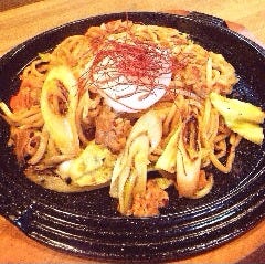 焼きそば居酒屋 どーも