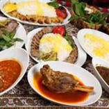 ペルシャ料理は羊肉、ハーブ、スパイスをふんだんに使用します。