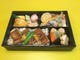 うなぎちらし弁当２７００ 円（税込）
テイクアウト用