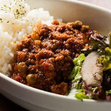 リピーター率90％以上！キーマカレー