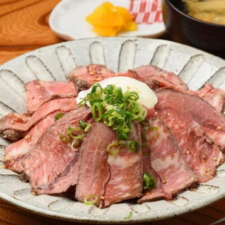炙り料理 夕顔 メニュー 絶品丼ランチ ぐるなび