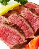 　本日の牛赤身肉のステーキ