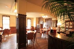 レストラン 唐草館