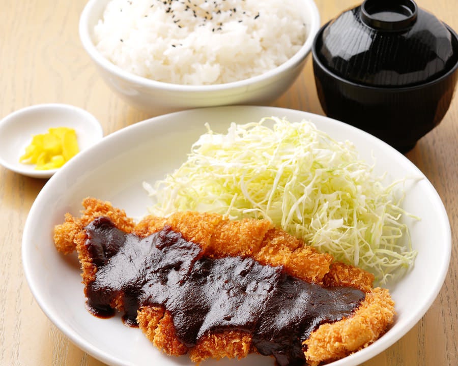 深夜でもガッツリご飯が食べられる！