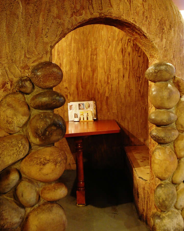 テーブル席・半個室・5名様まで