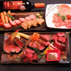 豪華！赤身肉の４種盛り合わせ