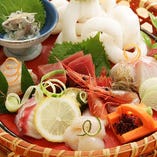日本海 佐渡の石川や、九州宮崎から毎朝仕入れる産直鮮魚