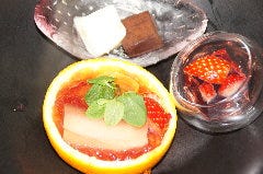 春夏秋冬、毎月お献立をかえて旬の美味しさをご用意致します